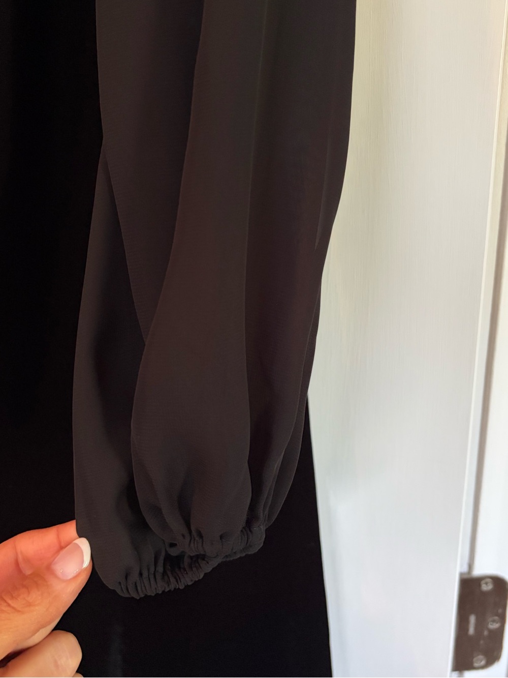 White House Black Market Black Long-Sleeve Sheer-Sleeve Shift Dress - Picture 3 of 8